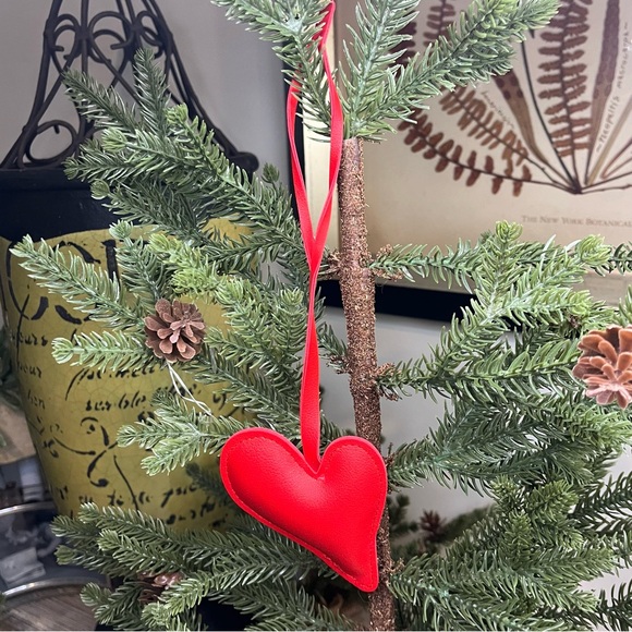 Accessories - Vibrant Red Irregular Heart Keychain Bag Charm Pendant Vegan Leather NWOT